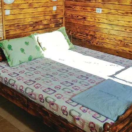 Six-bedroom Holiday In Balchik
